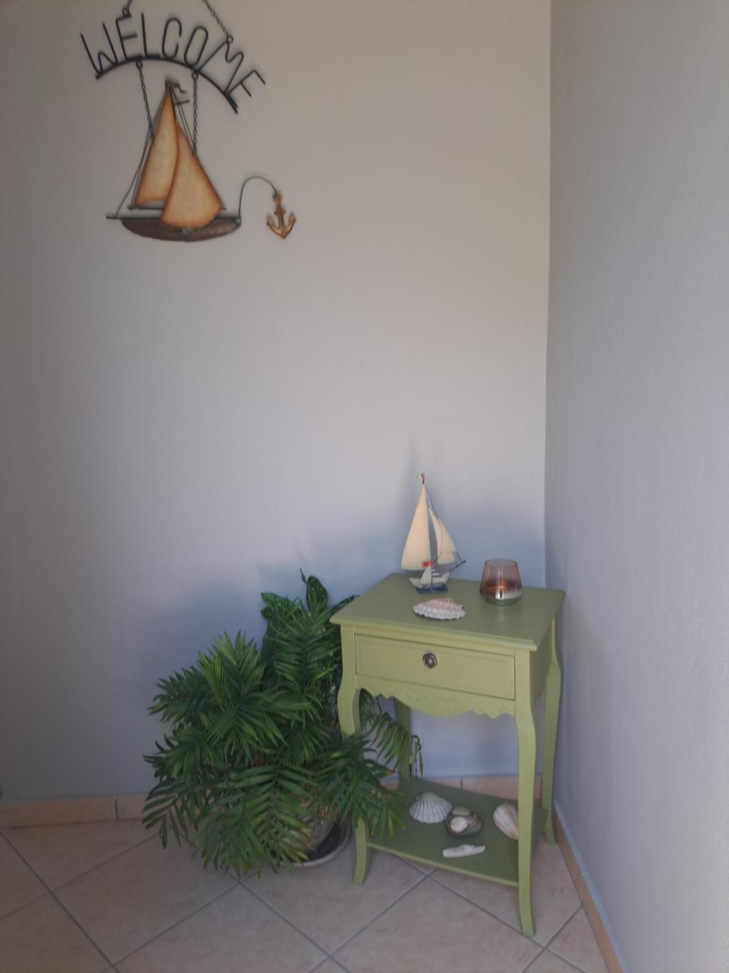 Seashell Apartment Artemida  Eksteriør billede